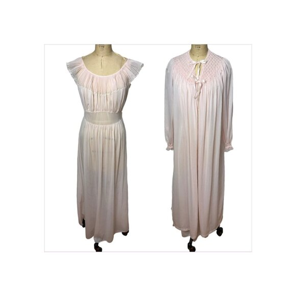 1950s pink pink peignoir set with robe and nightgown Size M